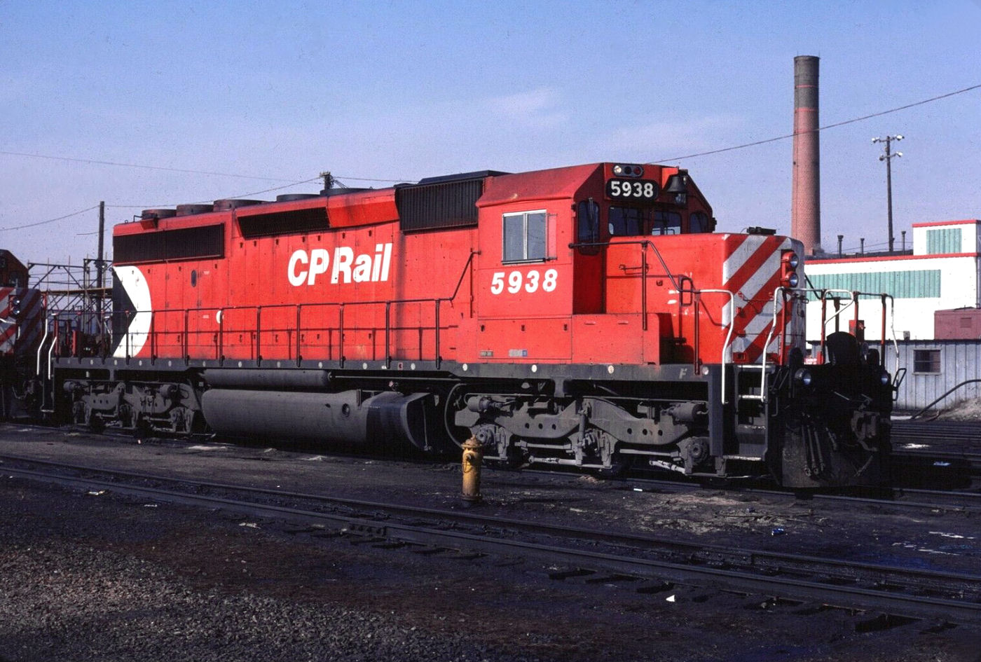 Nearly two years old in this photo, CP 5938 sports a factory applied A8M scheme in 1982.