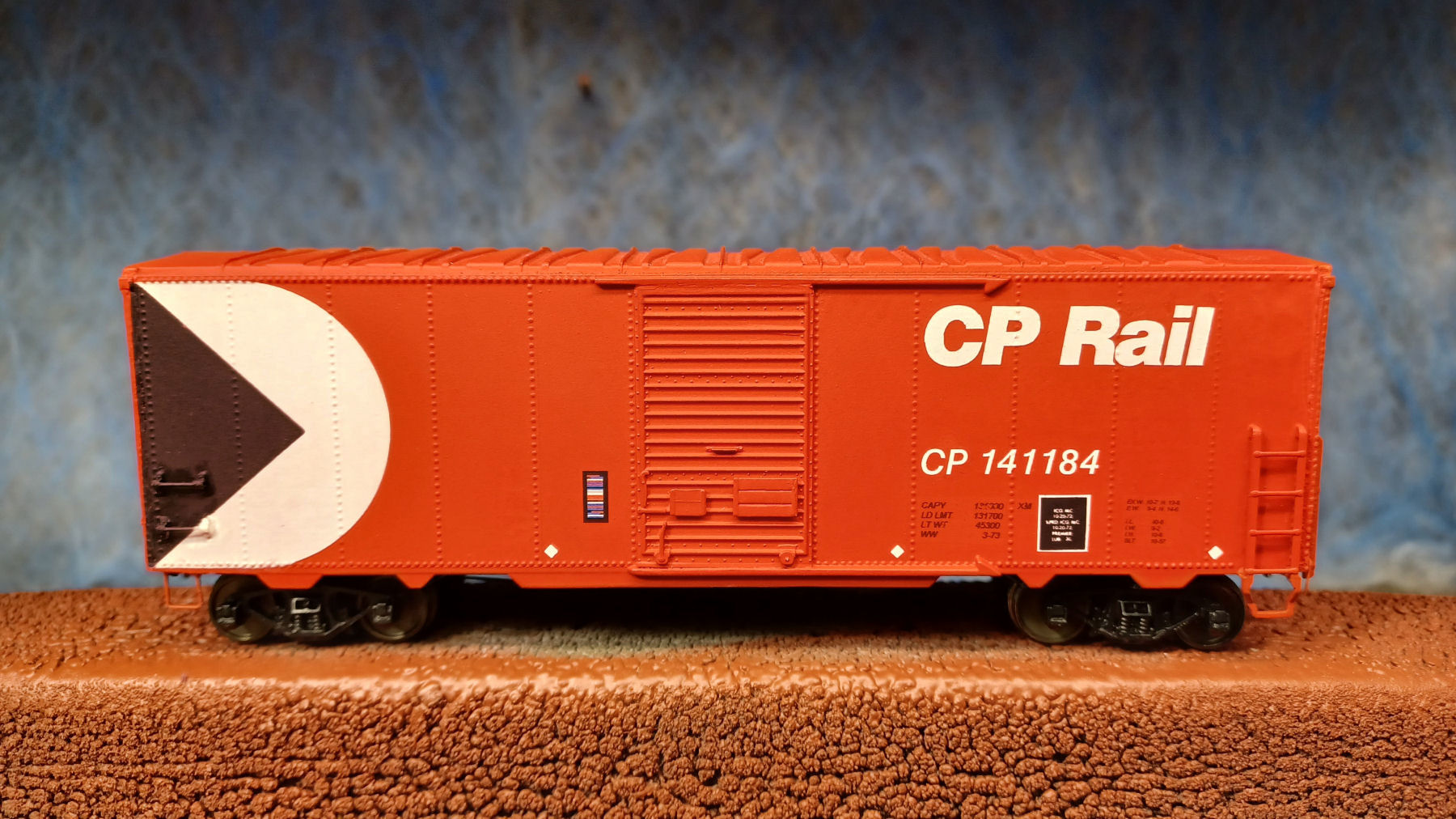 c-bt-shops-boxcars-waterloo-region-model-railway-club